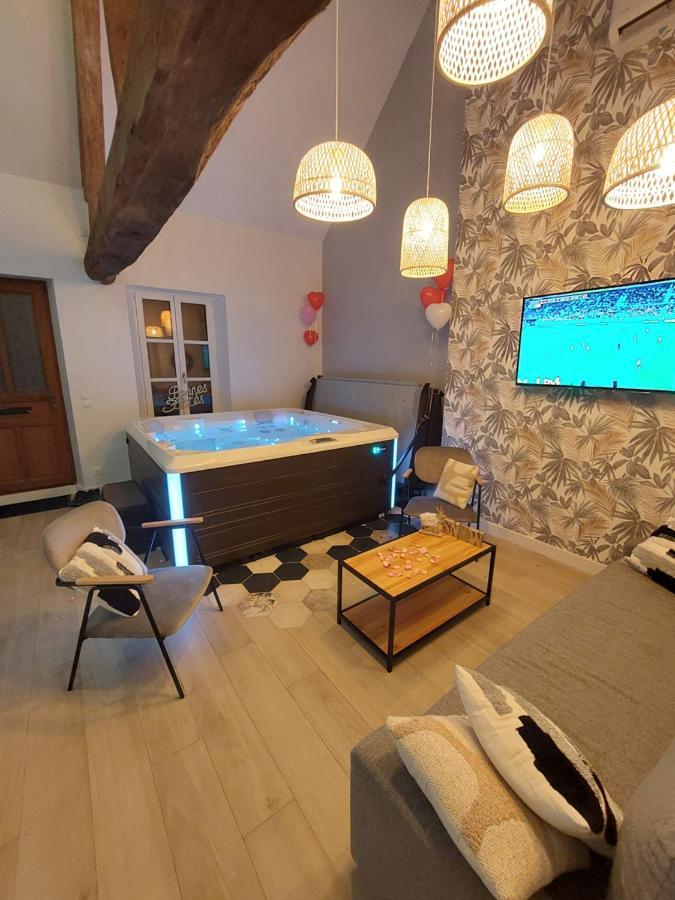 L'Incontournable - Loiret Spa Ladon Exterior photo